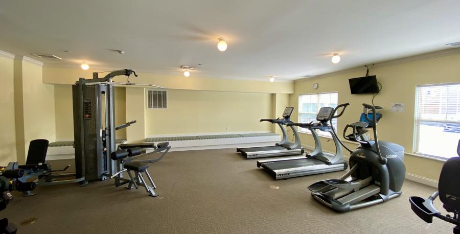 Common area fitness room