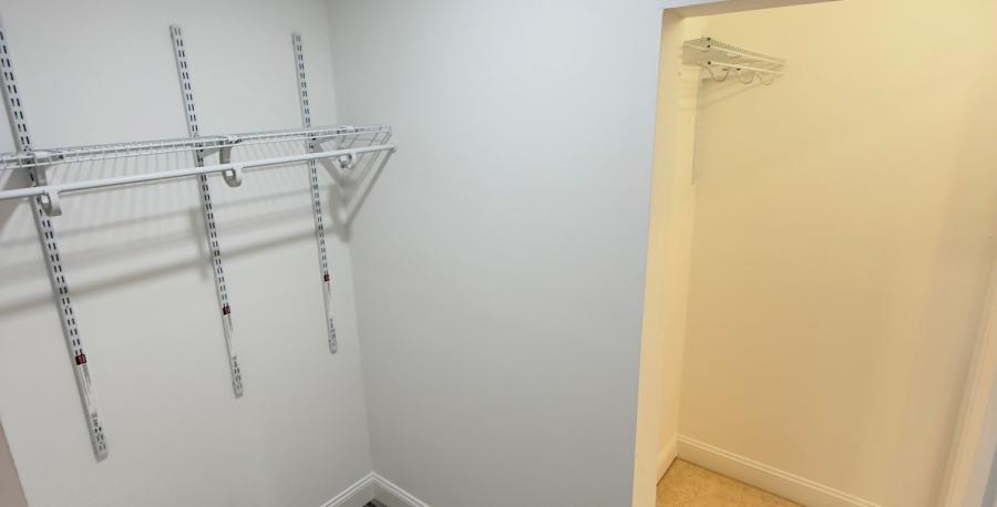 walk-in closet